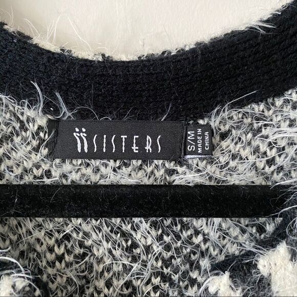 II Sisters - Eyelash Fuzzy Open Front Cozy Cardigan - Picture 8 of 9